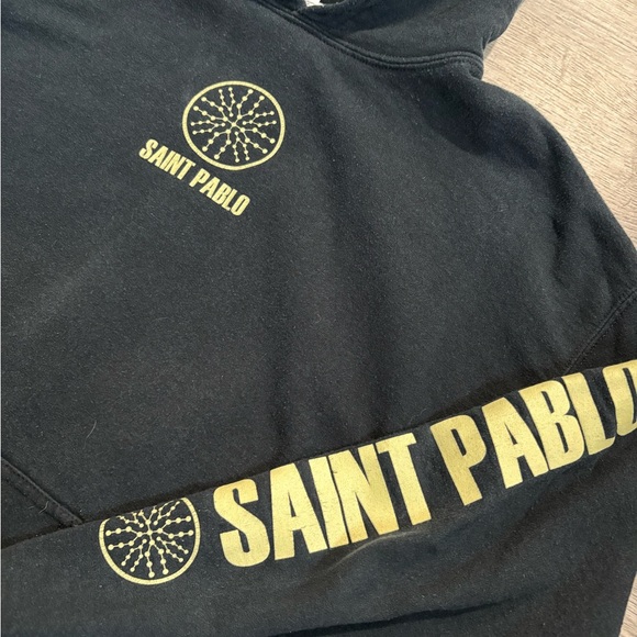 2016 Kanye West Saint Pablo Tour Hoodie - Picture 2 of 5
